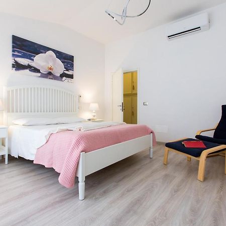 San Giovanni Apartment San Gimignano Bagian luar foto